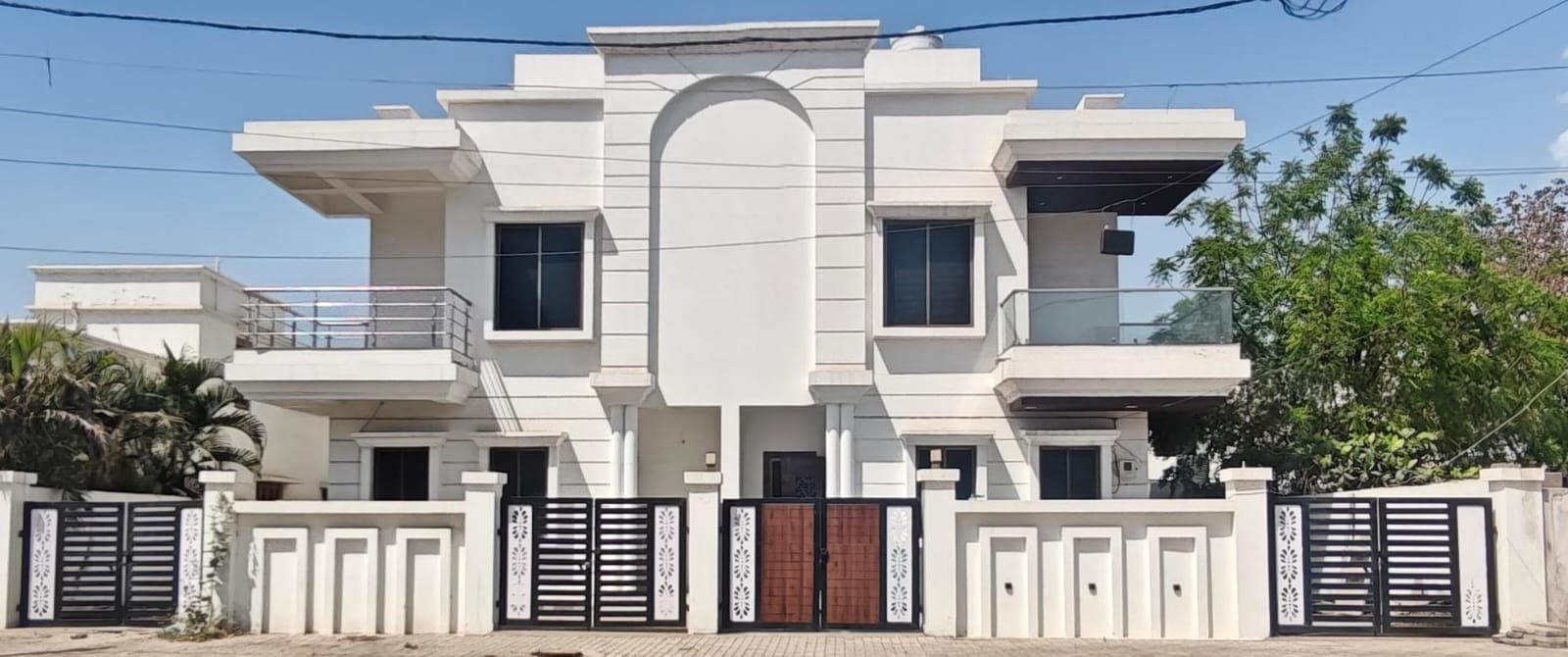 Modern 4-Bed Condo for Sale